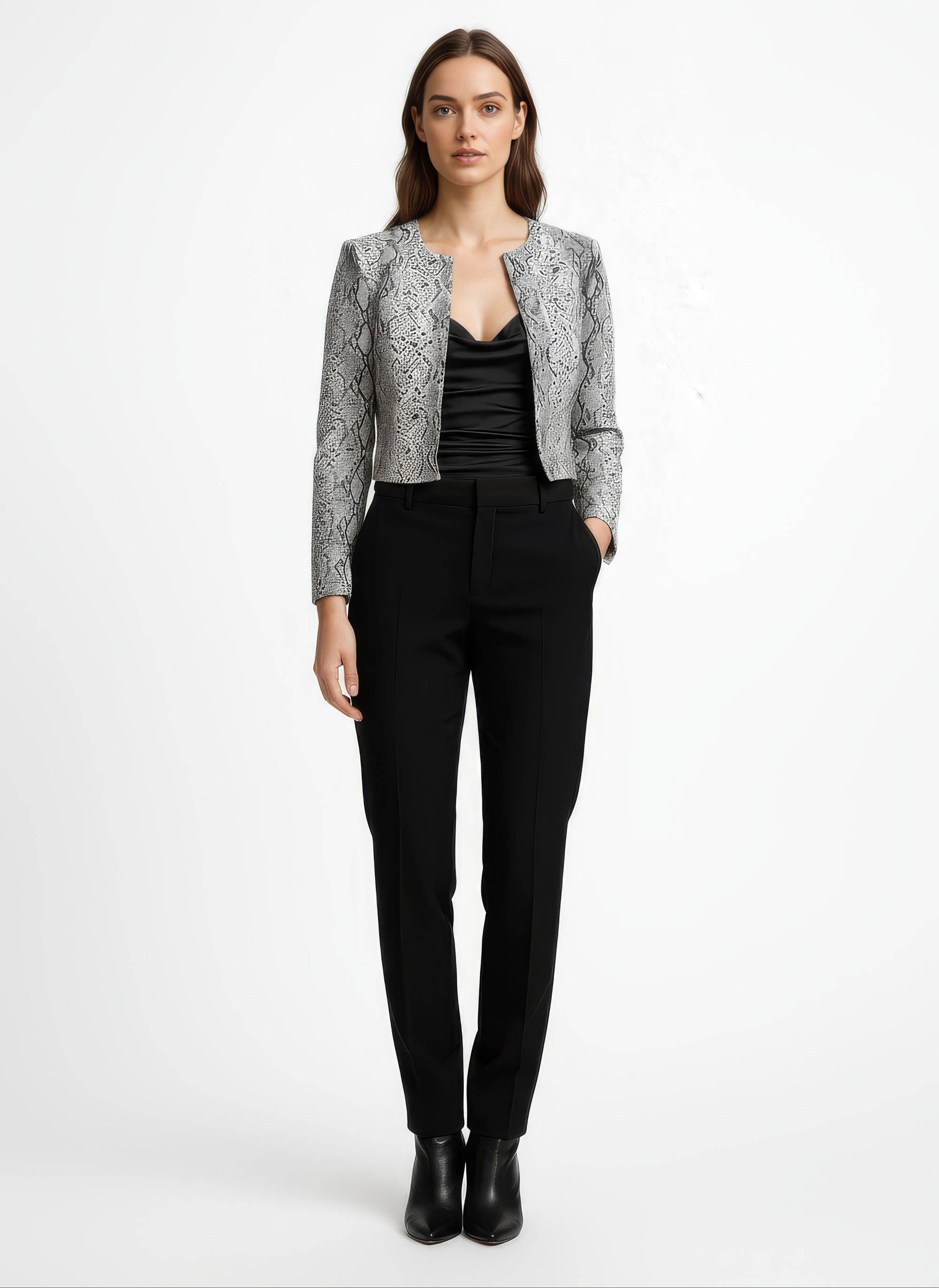 Women&#39;s Cropped Real Leather Jacket - Jane